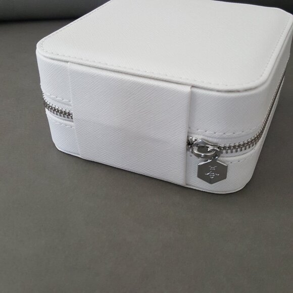 Mya Mini Jewelry Travel Case White Mirror Organizer Storage Box Mini Small - Picture 7 of 10